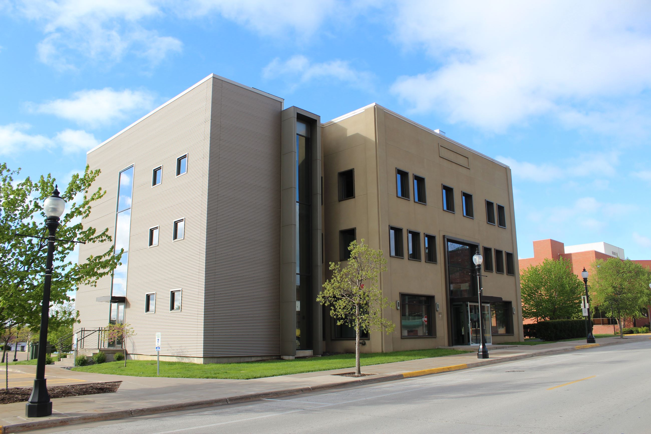 HNI Community Center and Musser Public LIbrary 001