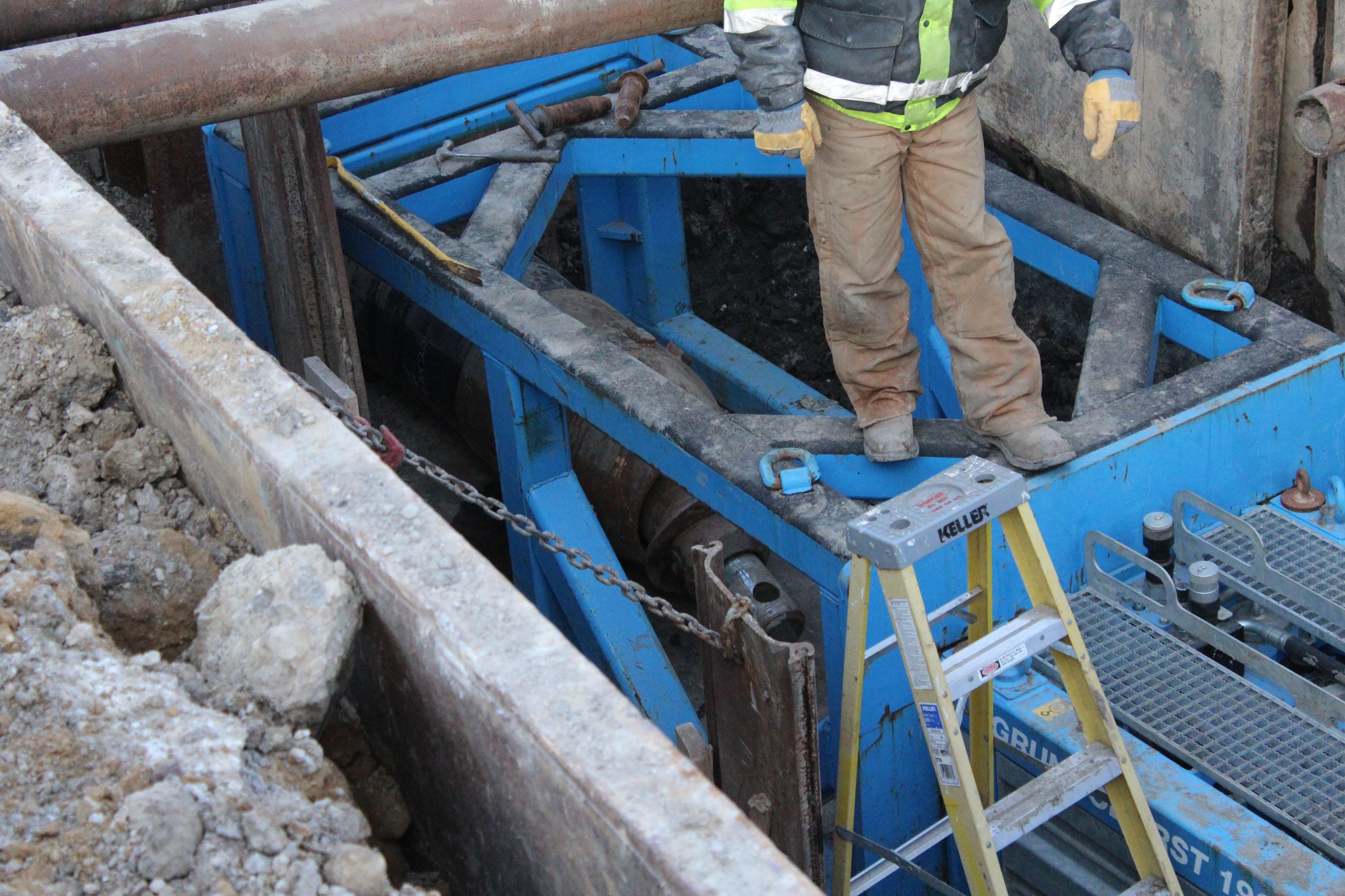 012418 - sewerlinefix016