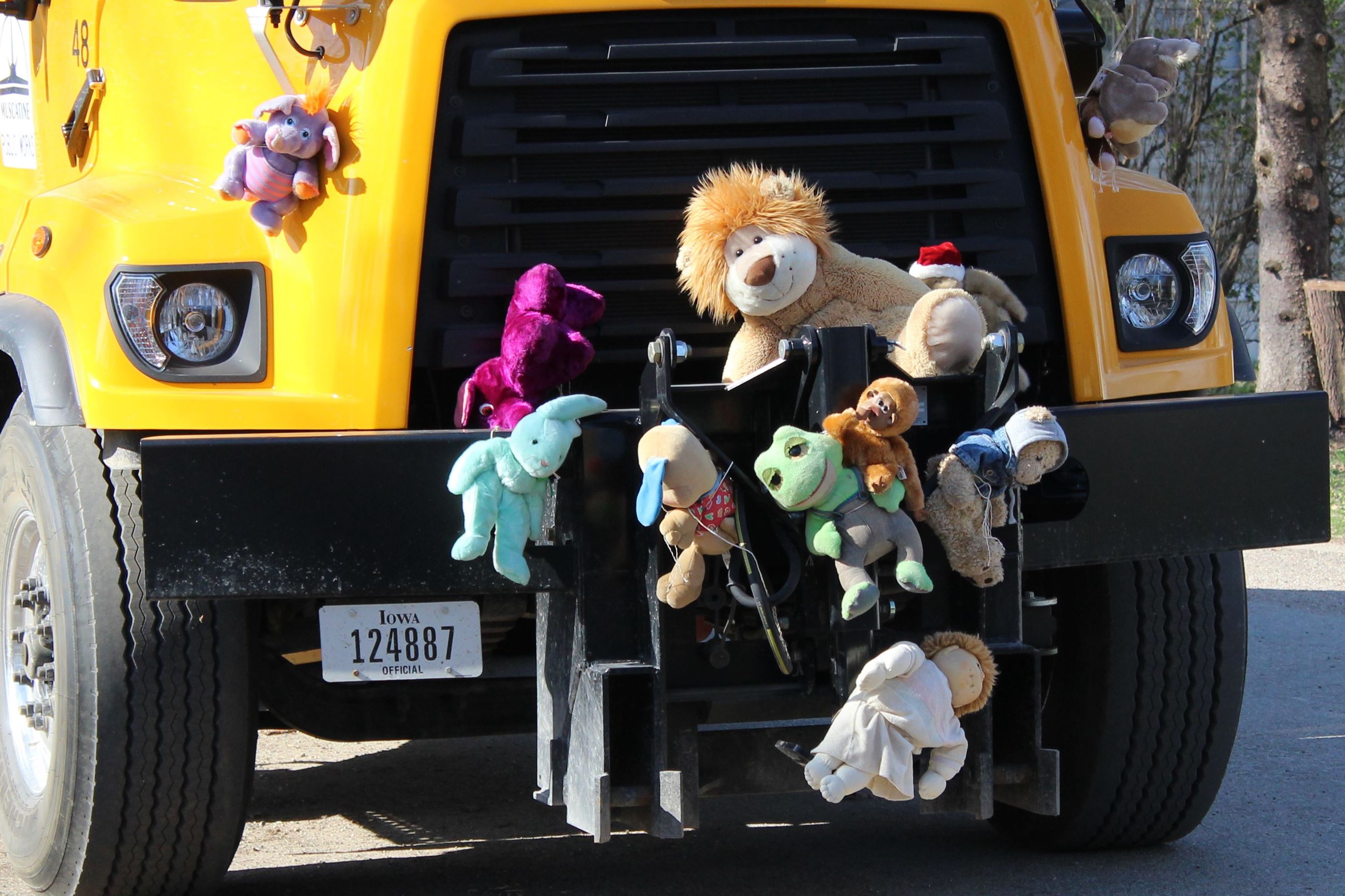 043018 springcleanup 03 (JPG)