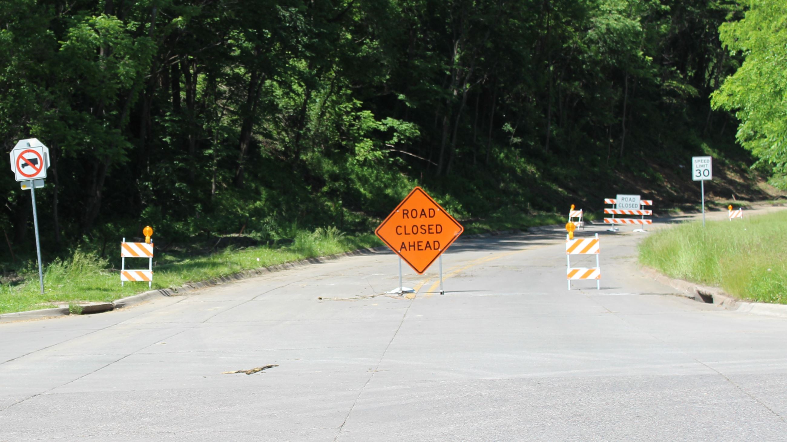 Houser Street closed to traffic July 05, 2019 (JPG)