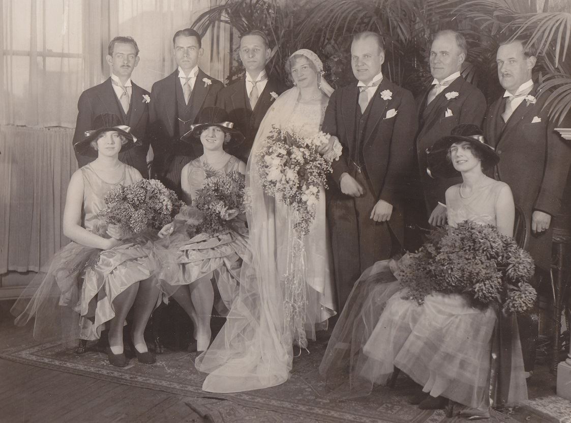 Elsie Butler Waller Wedding Party (JPG)