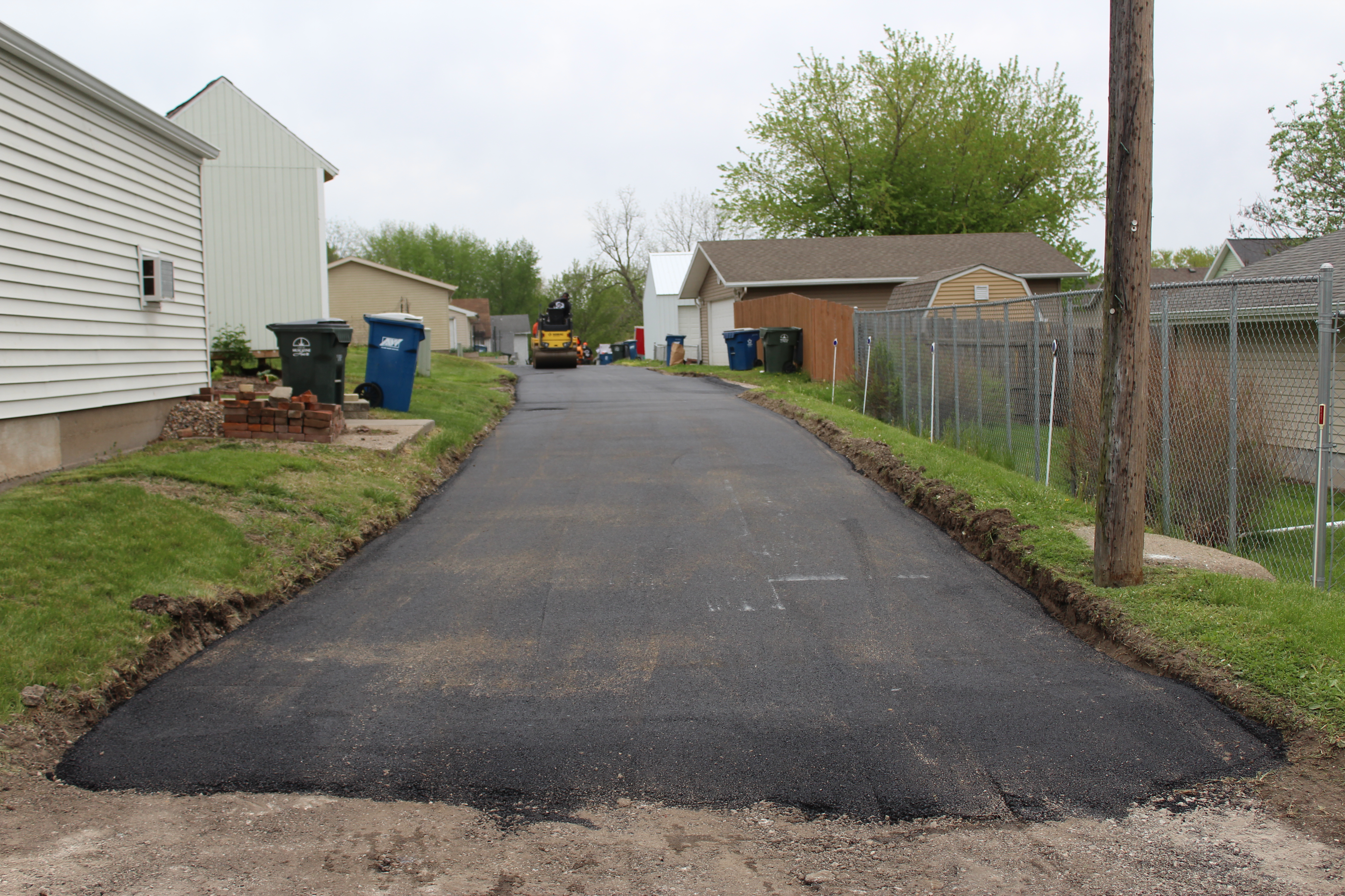 050420 Alley Ashalt Overlay Project - overlay 001 (JPG)