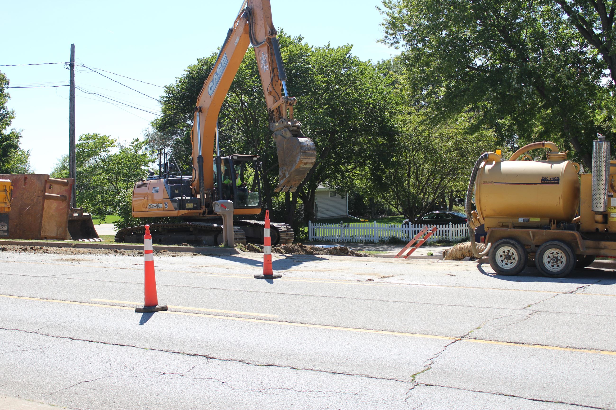 082020 Houser Street Sewer Repair 002 (JPG)