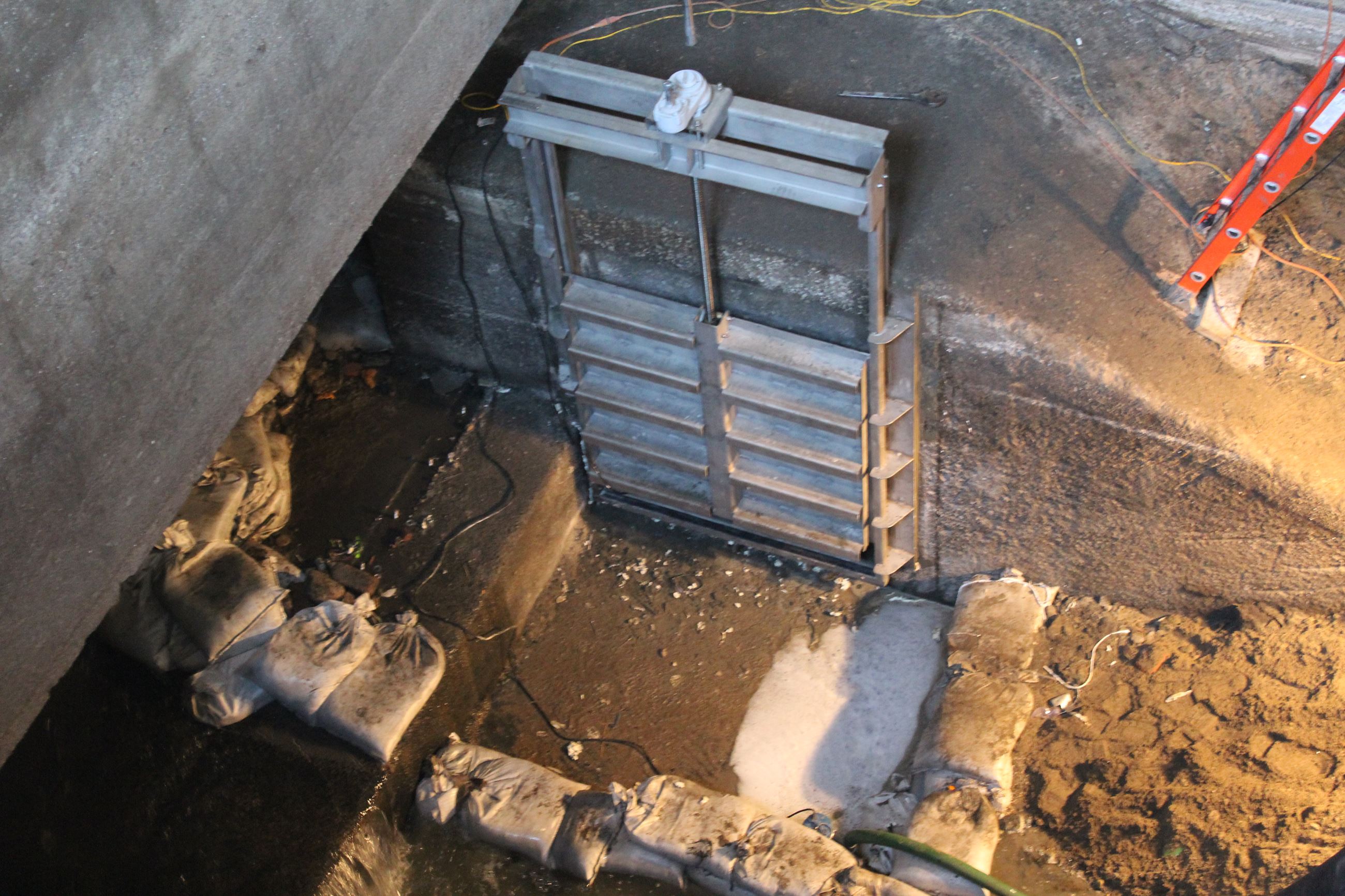 030921 Papoose Creek LIft Station - new sluice gate installed (JPG)