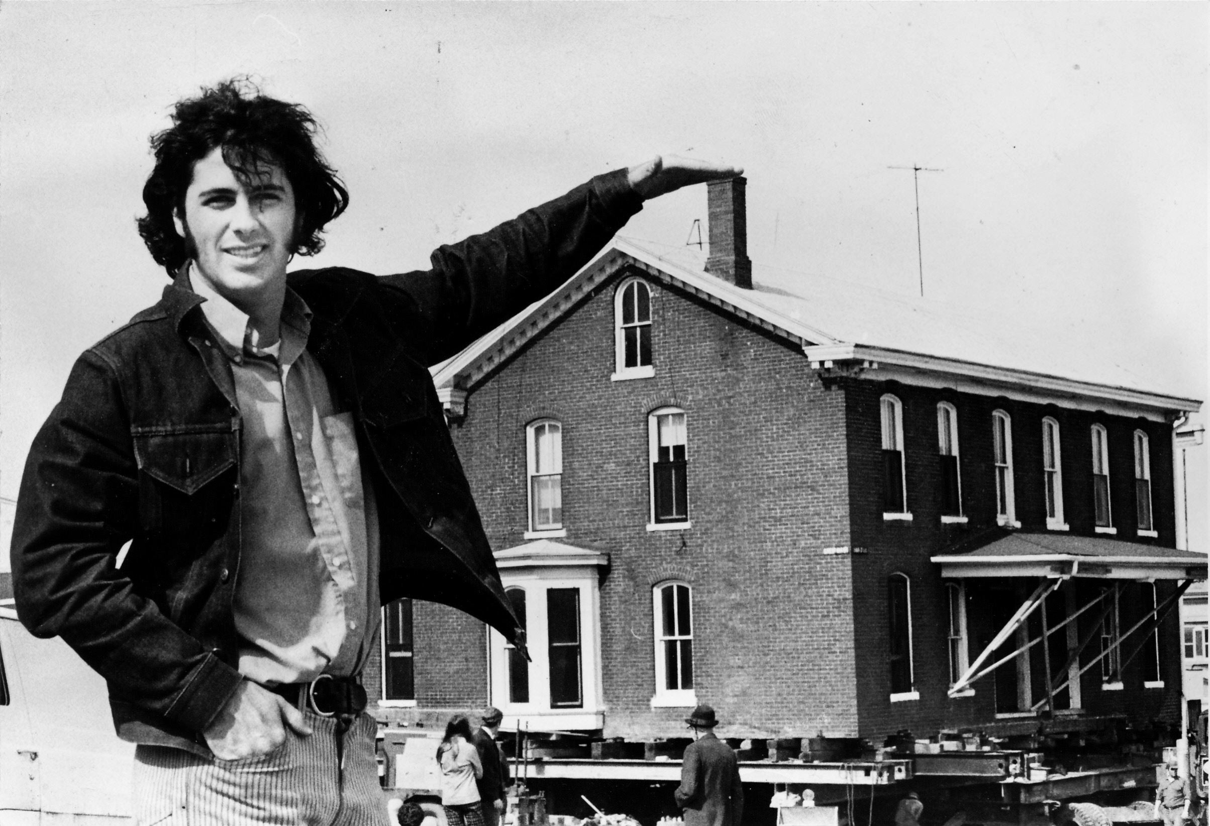 Bob Campagna and Alexander Clark House being moved