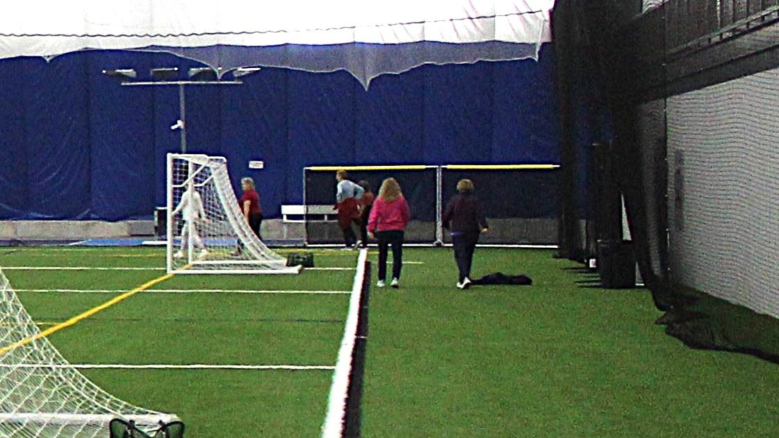 010526 Musco Sports Center 501 Walking Club (JPG)