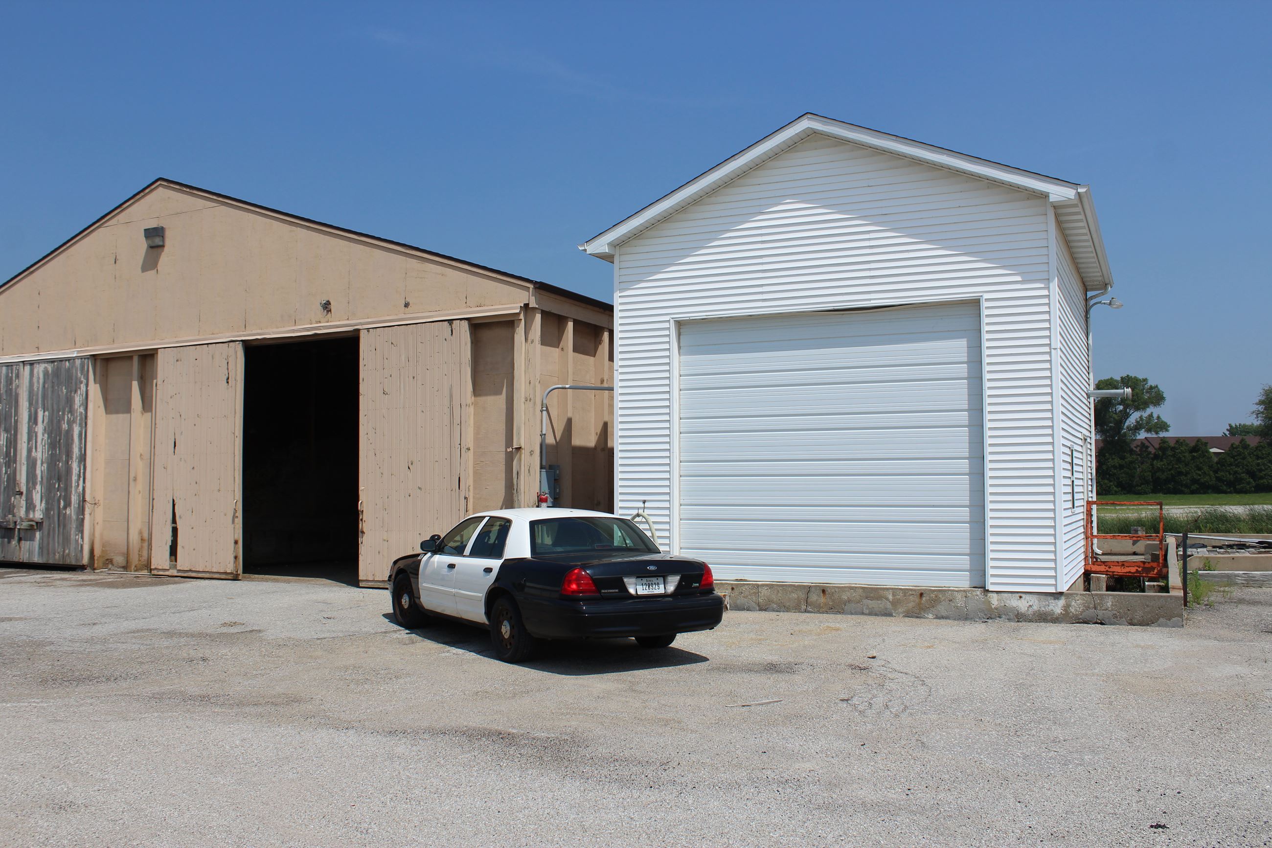 City Council tours former IDOT facility on Lake Park Boulevard 007 (JPG)