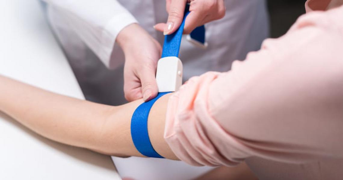 Arm with tourniquet (JPG)